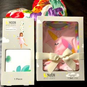 New Moon and Stars Hanging Growth Chart, Baby Bib and Slipper Gift Set